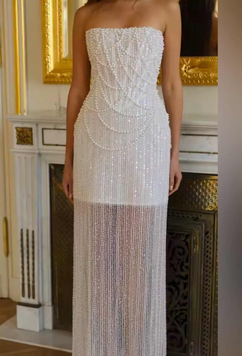 NEW $685 Old Hollywood Beaded Strapless White Dress