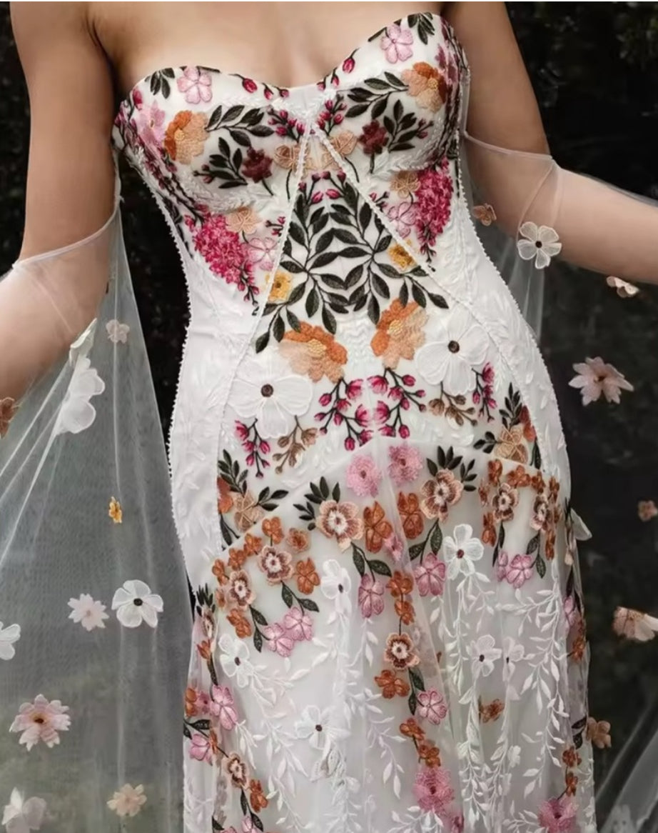 NEW $898 Fiona Whimsical Boho Floral Strapless Gown