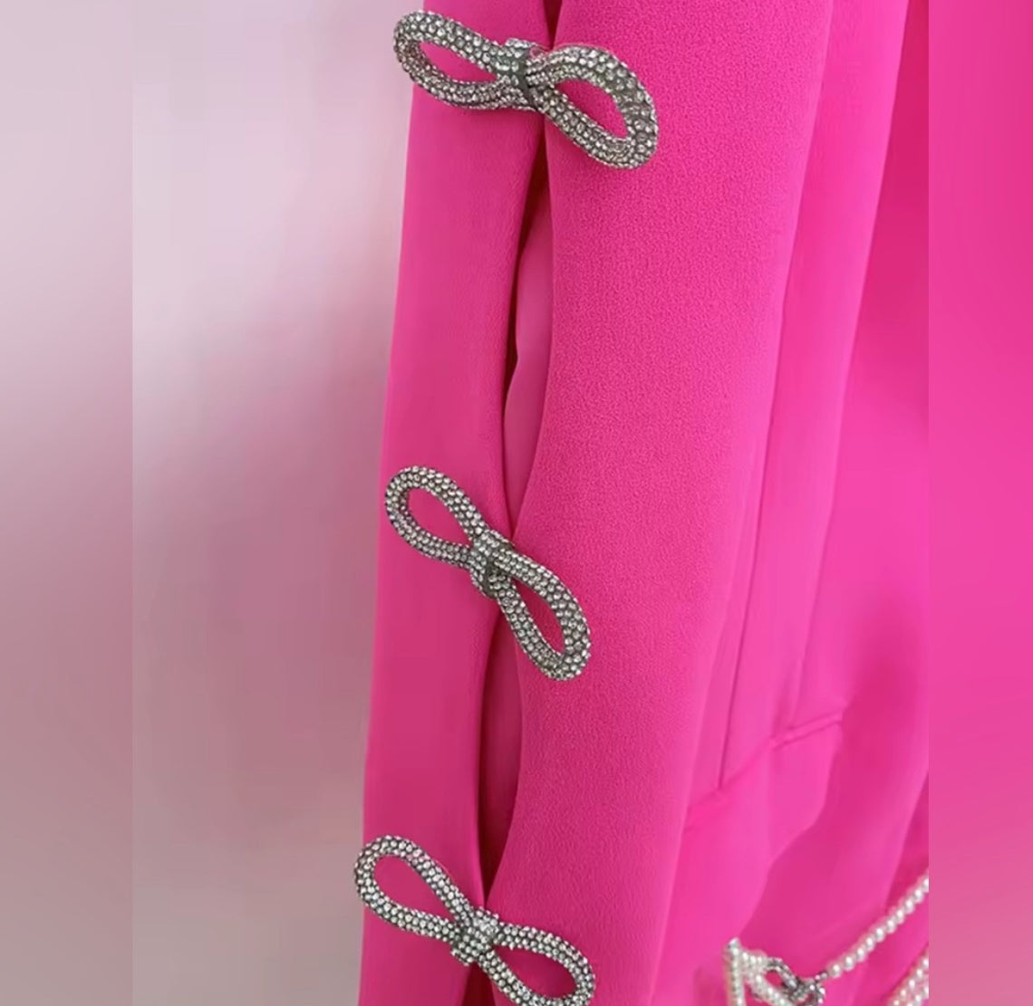 NEW $198 Lea Crystal Bow Cut out Pink Viral Blazer