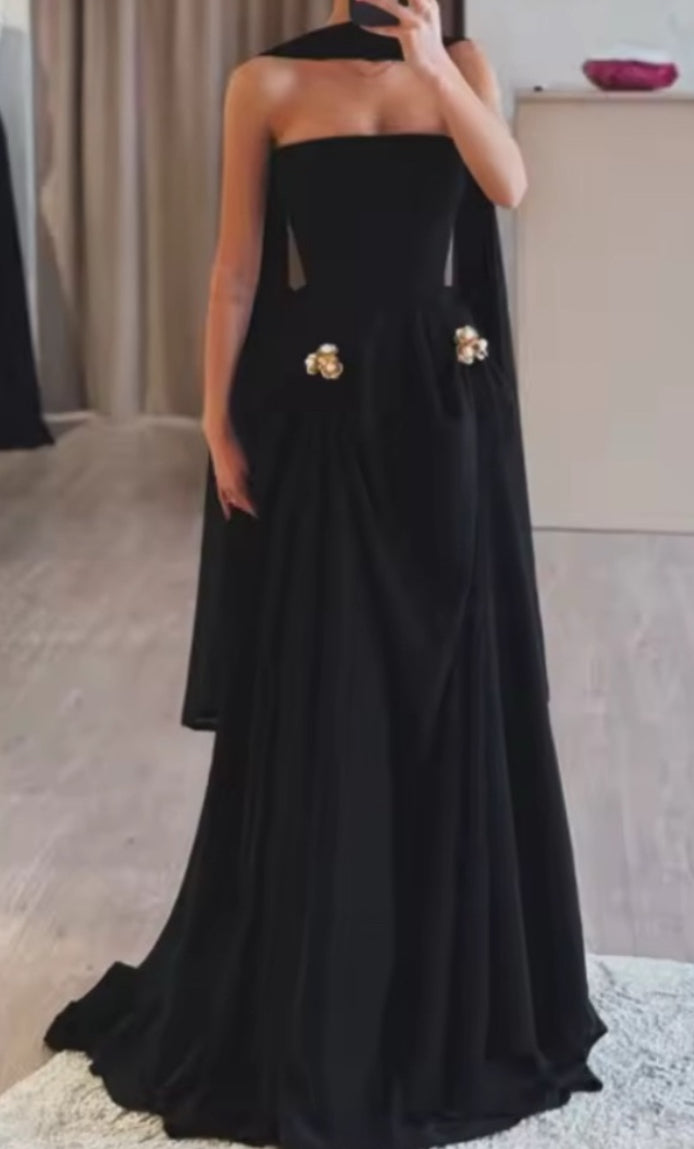 NEW $498 Melina Elegant Black Evening Gown