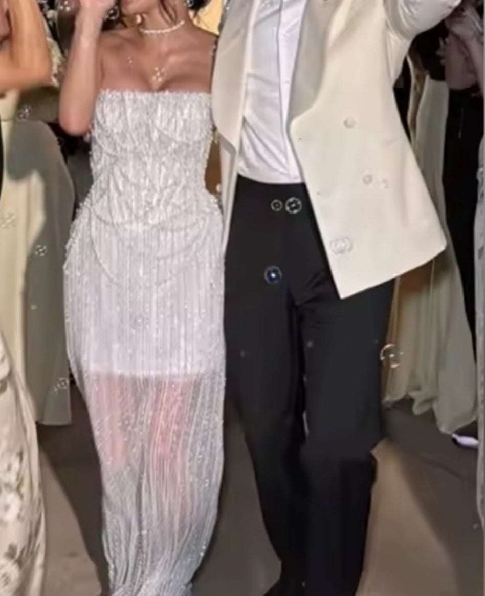 NEW $685 Old Hollywood Beaded Strapless White Dress