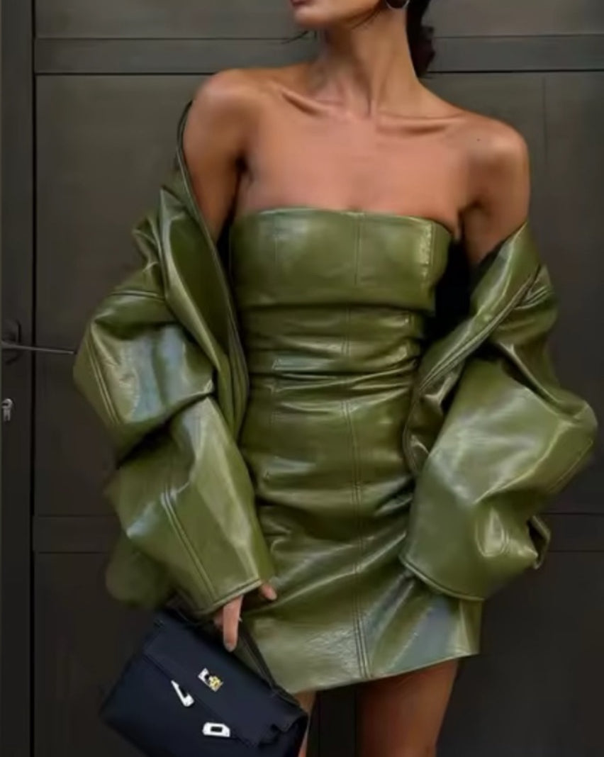 NWT  $285 Green Envy Vegan Leather Set